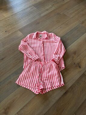 Women’s lounge wear Pink Striped Two-Piece Set